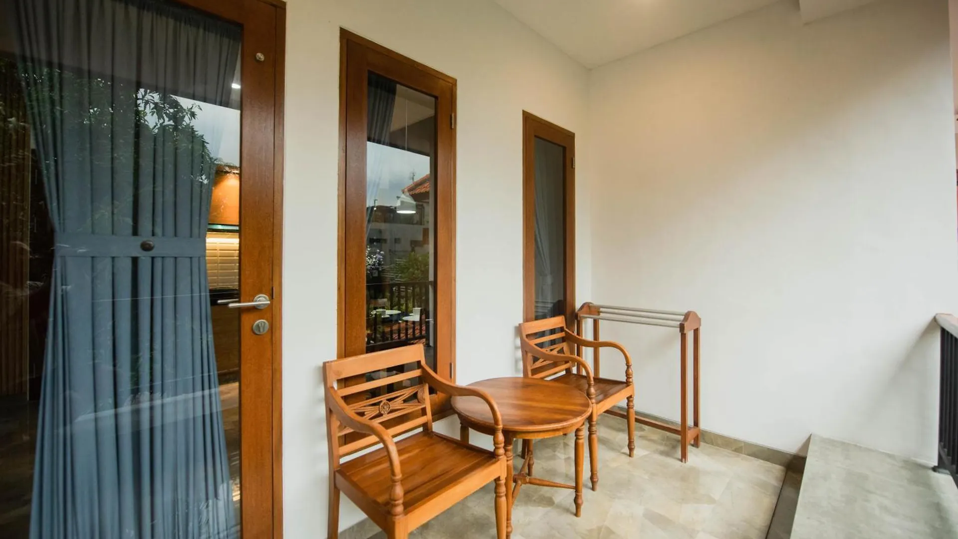 Sandat Hotel Legian 3*, Legian (Bali)
