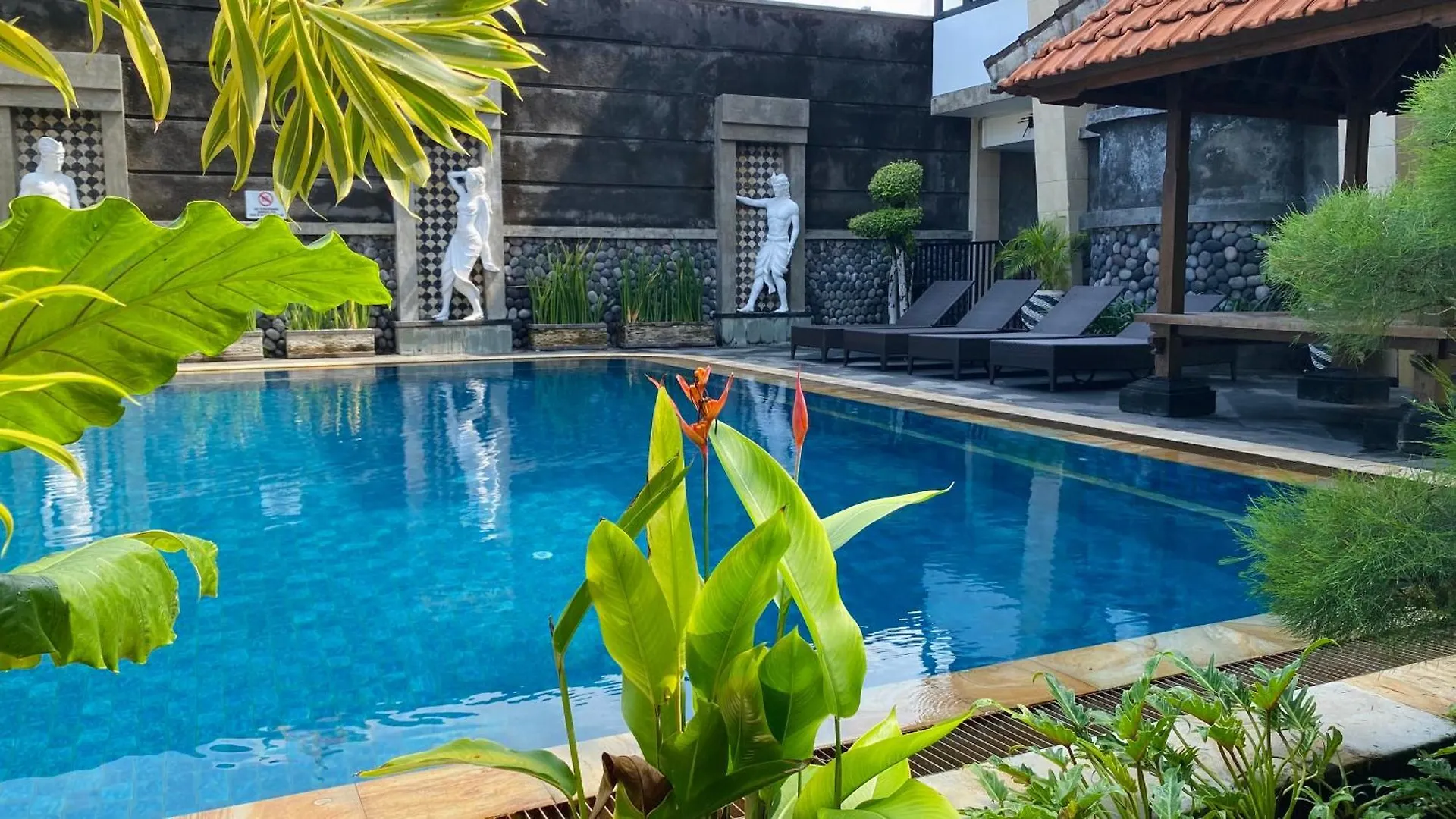 Sandat Hotel Legian 3*, Legian (Bali)