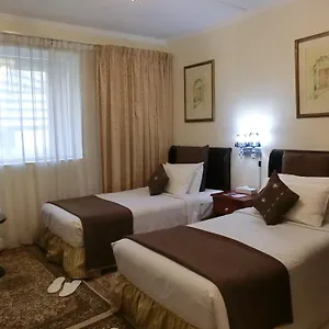 Al Muraqabat Plaza 3* Dubai