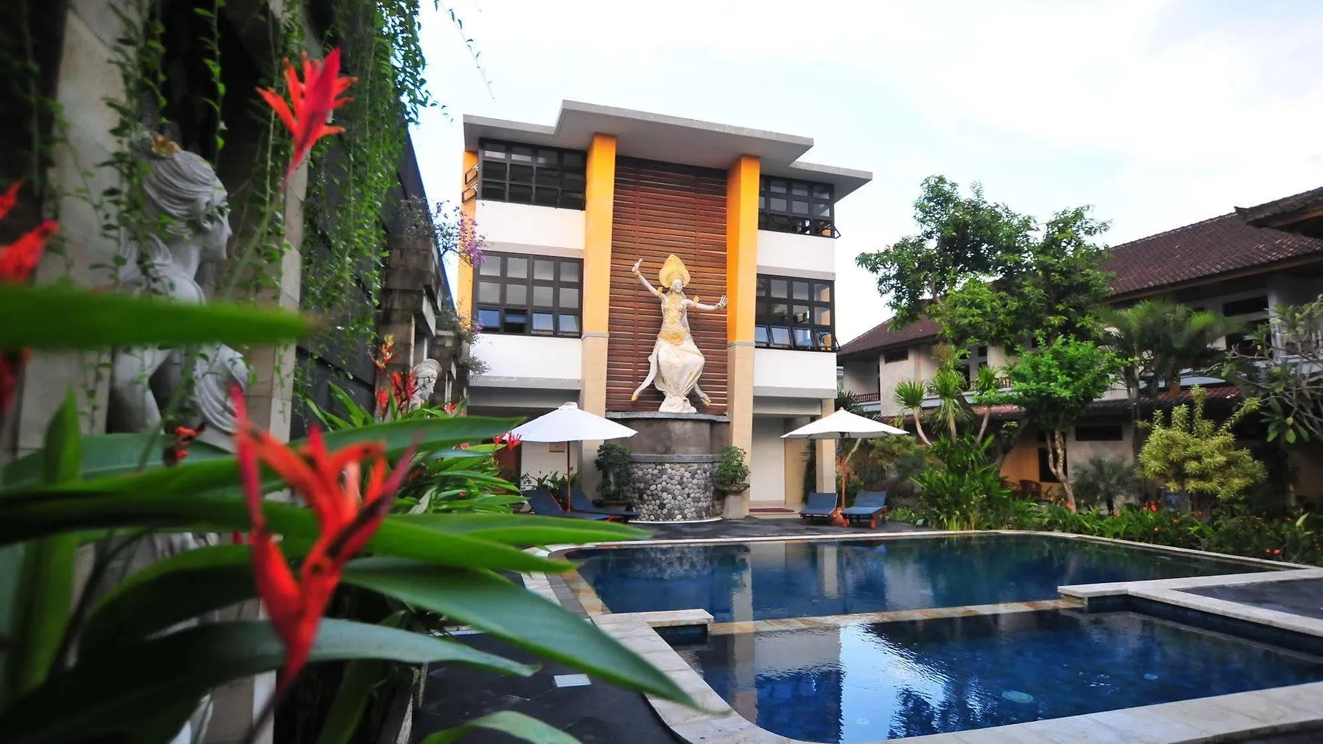 Sandat Hotel Legian  Legian (Bali)